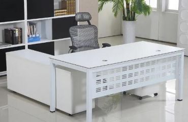 白色辦公家具出現泛黃要如何處理？